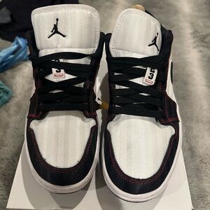 Jordan Women's Sneakers - White and Black